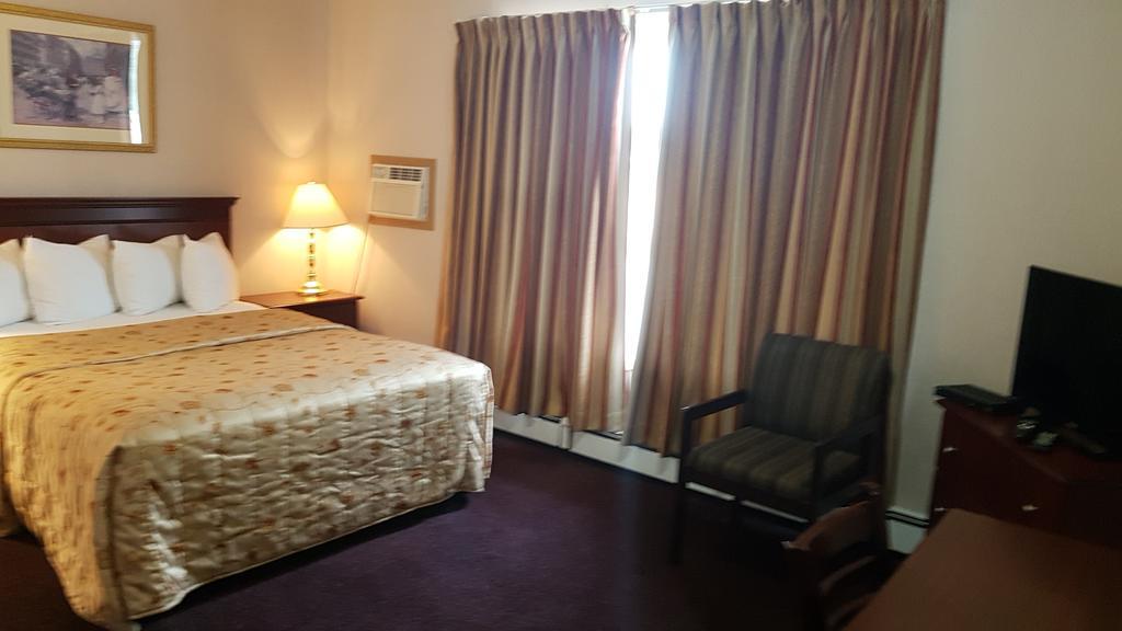 Queens Arms Inn Charlottetown Eksteriør billede