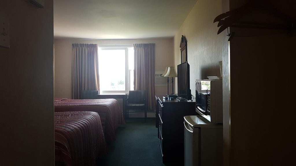 Queens Arms Inn Charlottetown Eksteriør billede
