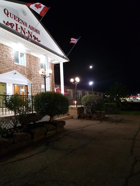 Queens Arms Inn Charlottetown Eksteriør billede