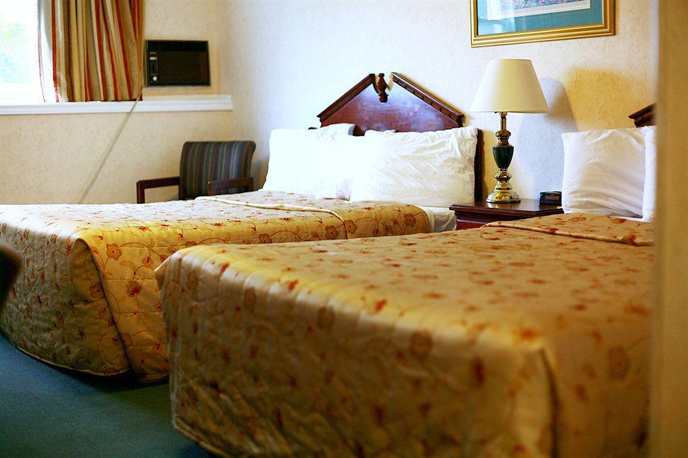 Queens Arms Inn Charlottetown Eksteriør billede
